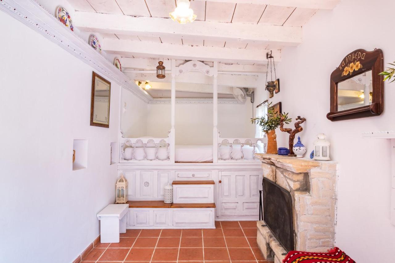Olive Grove Cottage Menetaí Esterno foto